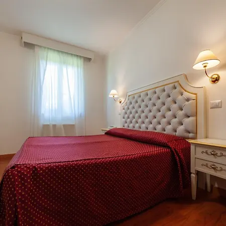 Le Naiadi Park Sul Hotel 3*
