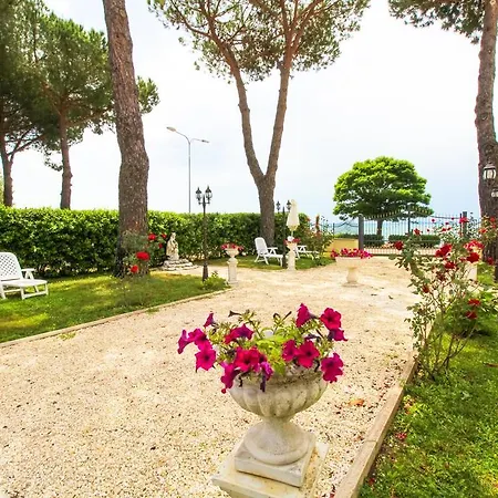 Le Naiadi Park Sul 3*
